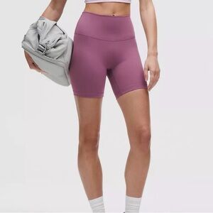 Lululemon Wunder Train High Rise Short 6”